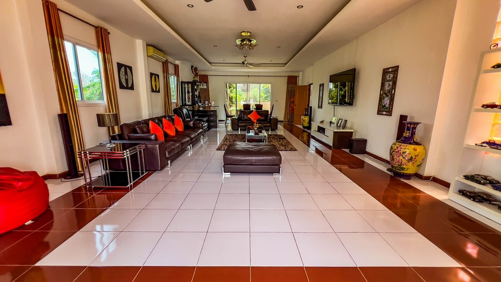3BR Villa for sale Udon Thani by Owner